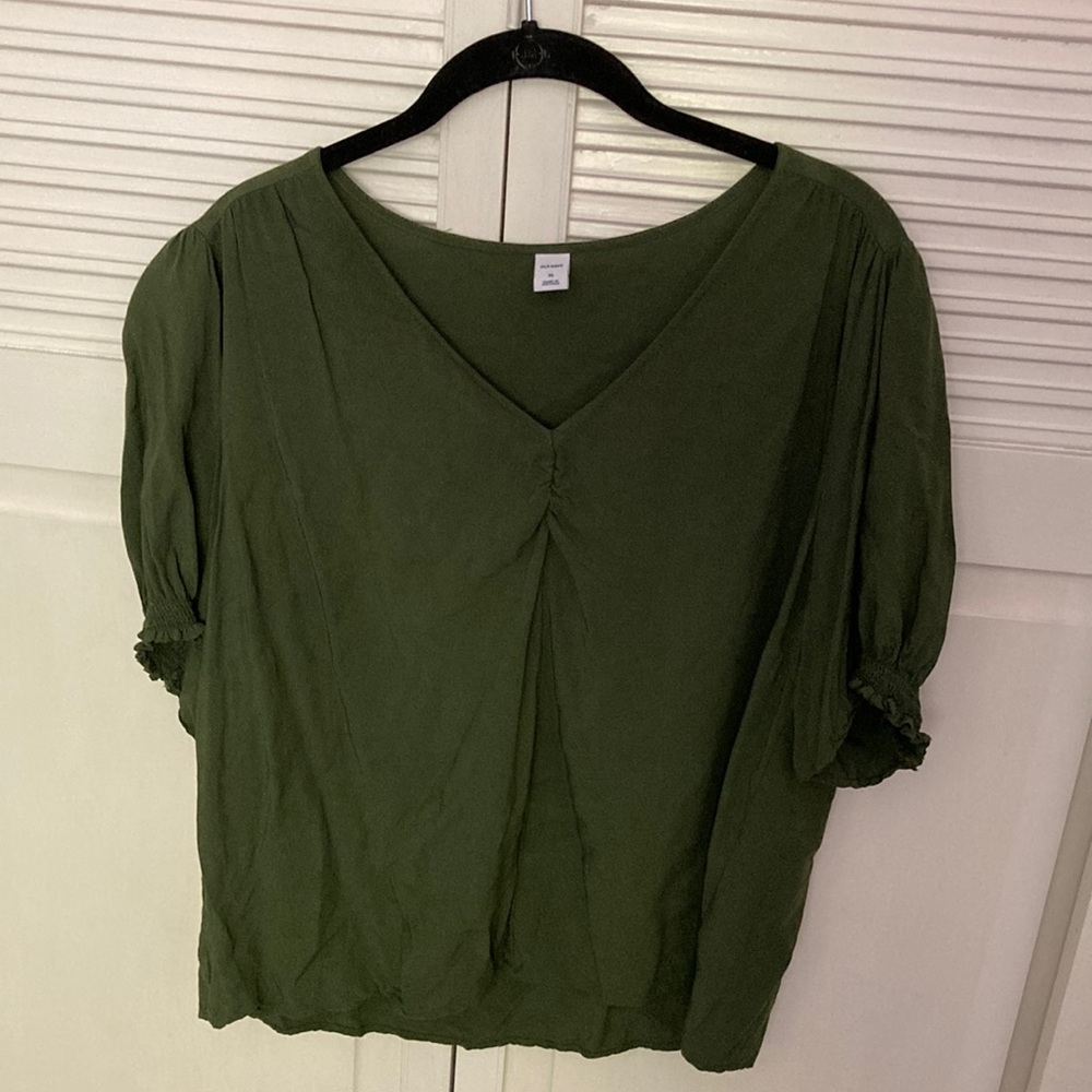 Green old navy blouse size XL